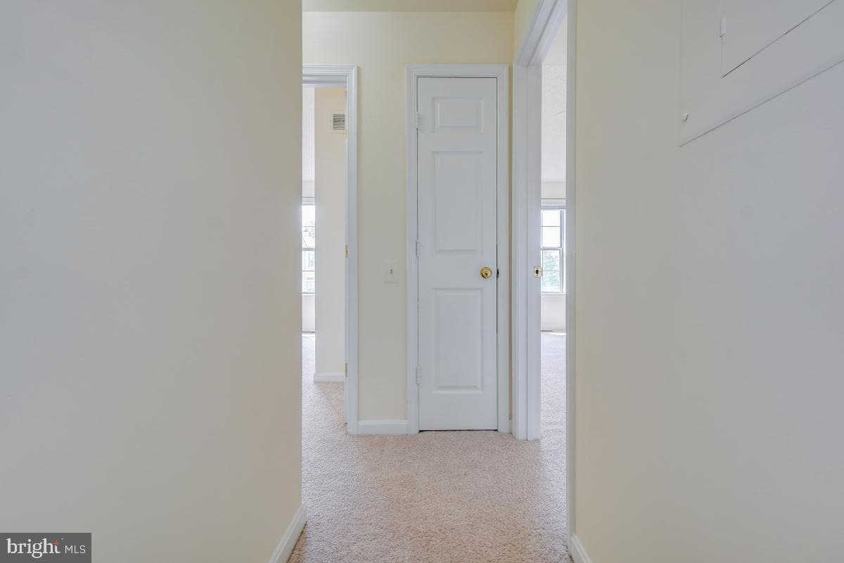 8064 Stonewall Brigade Court photo 18