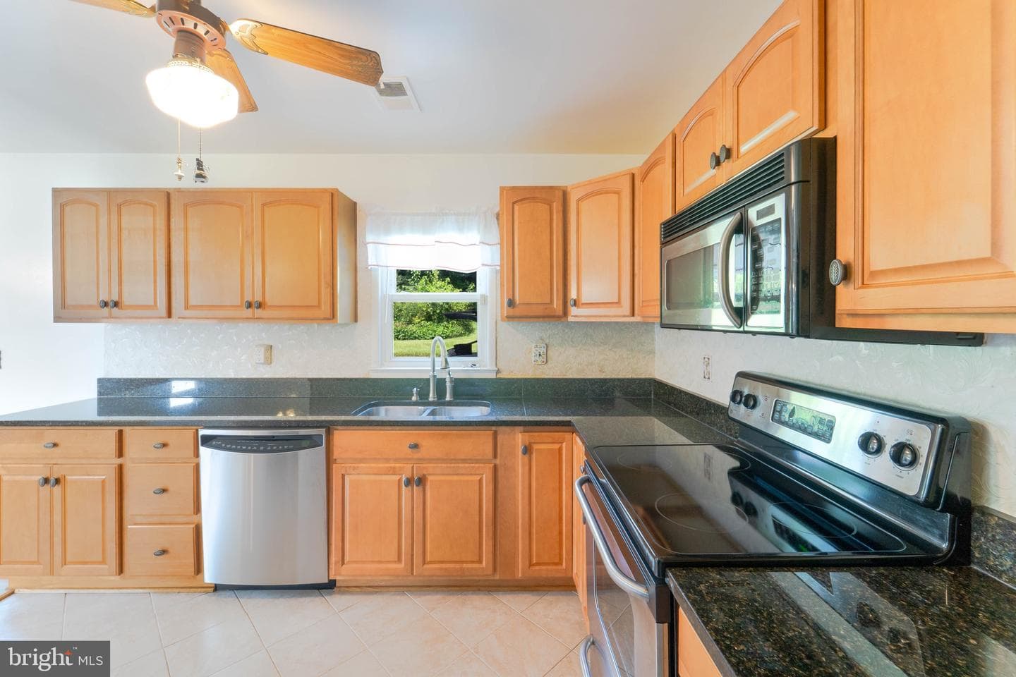 4153 Bassett Court photo 20