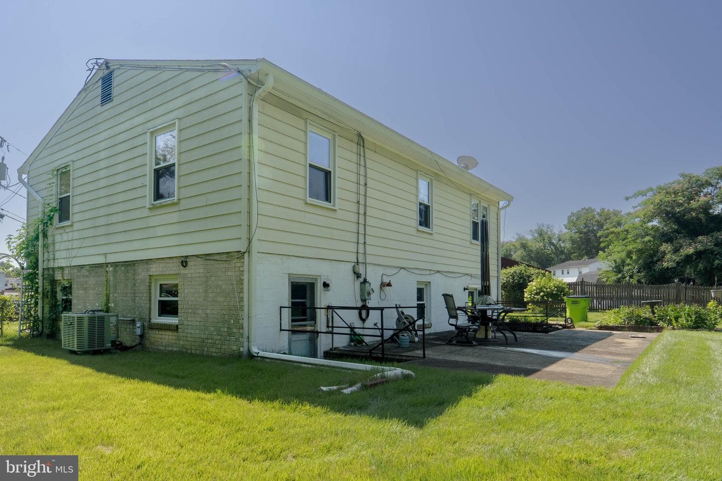 4153 Bassett Court photo 27