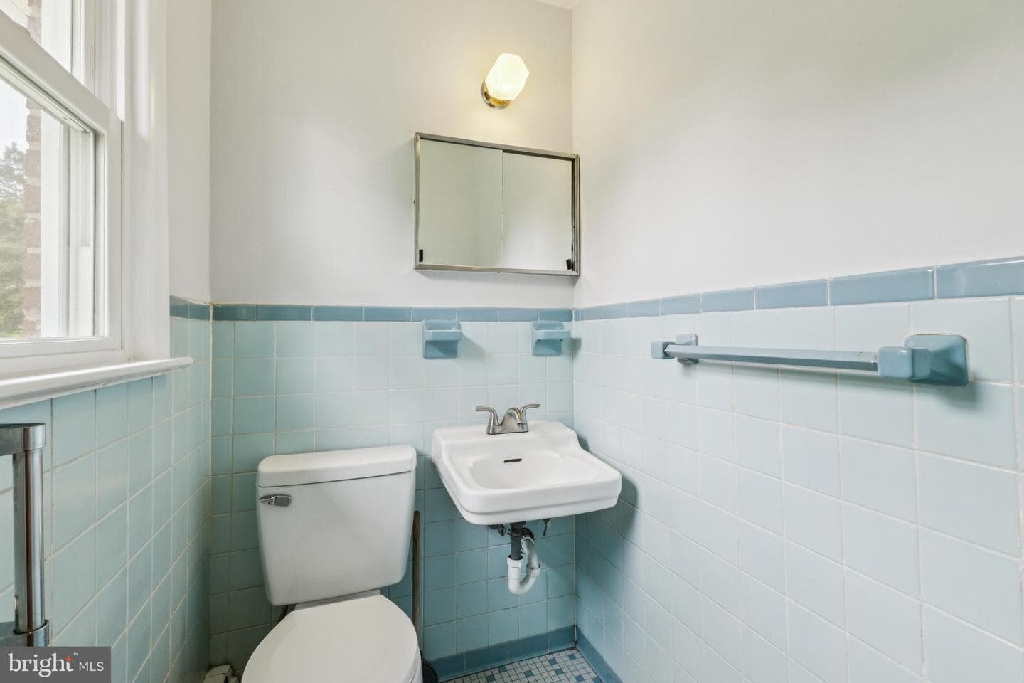 1511 Woodside Drive photo 13