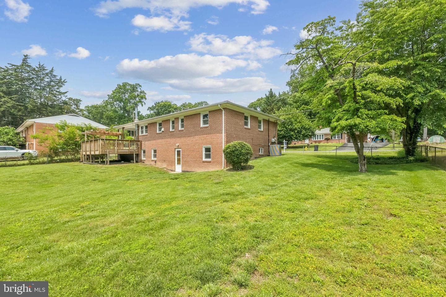 1511 Woodside Drive photo 19