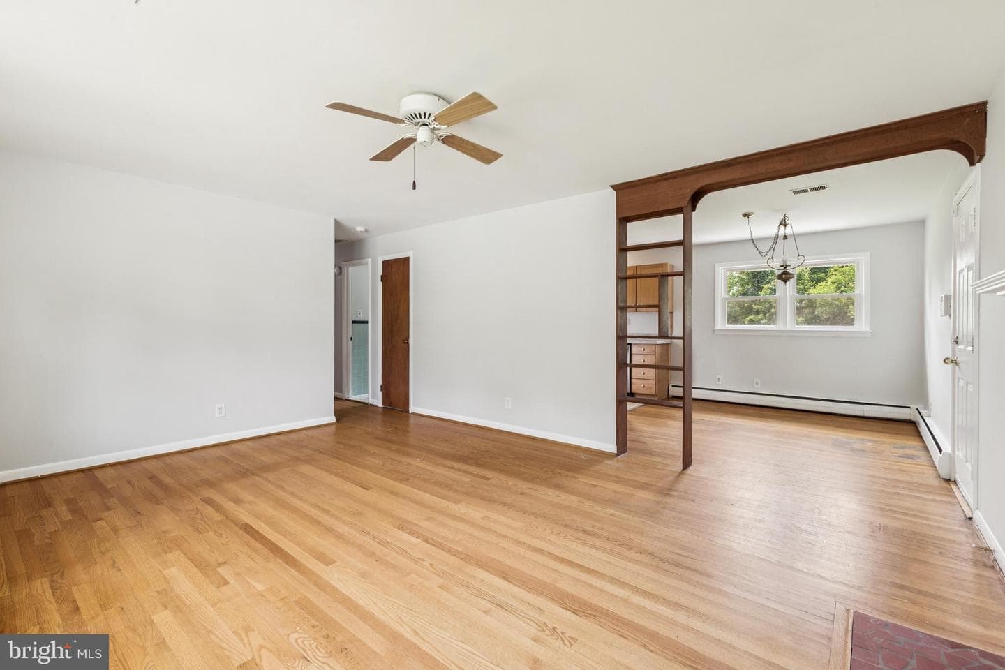 1511 Woodside Drive photo 4