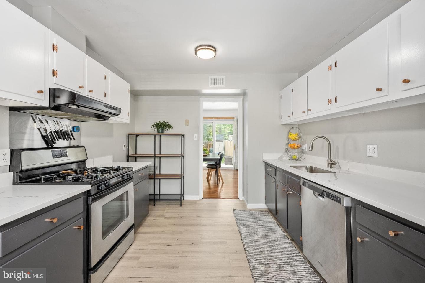 7513 Bedford Road photo 17