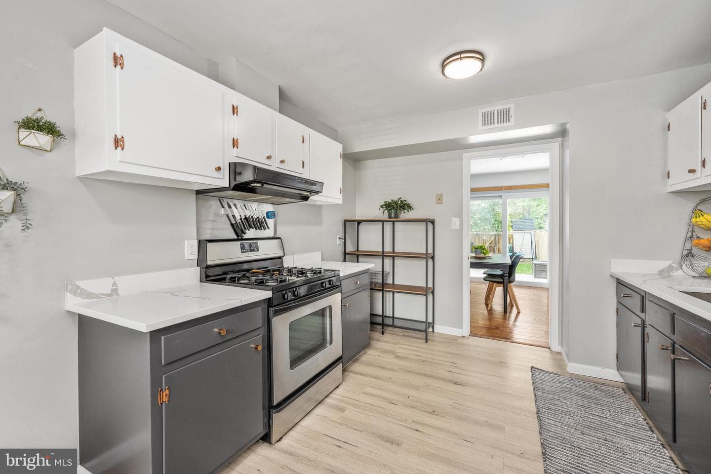 7513 Bedford Road photo 19