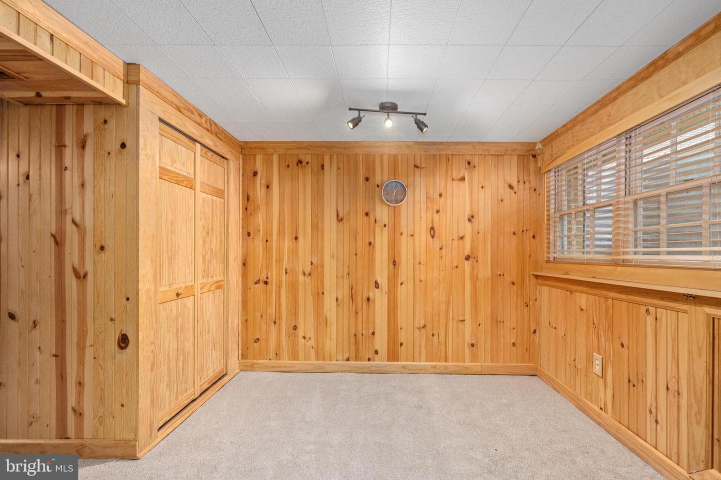7513 Bedford Road photo 34