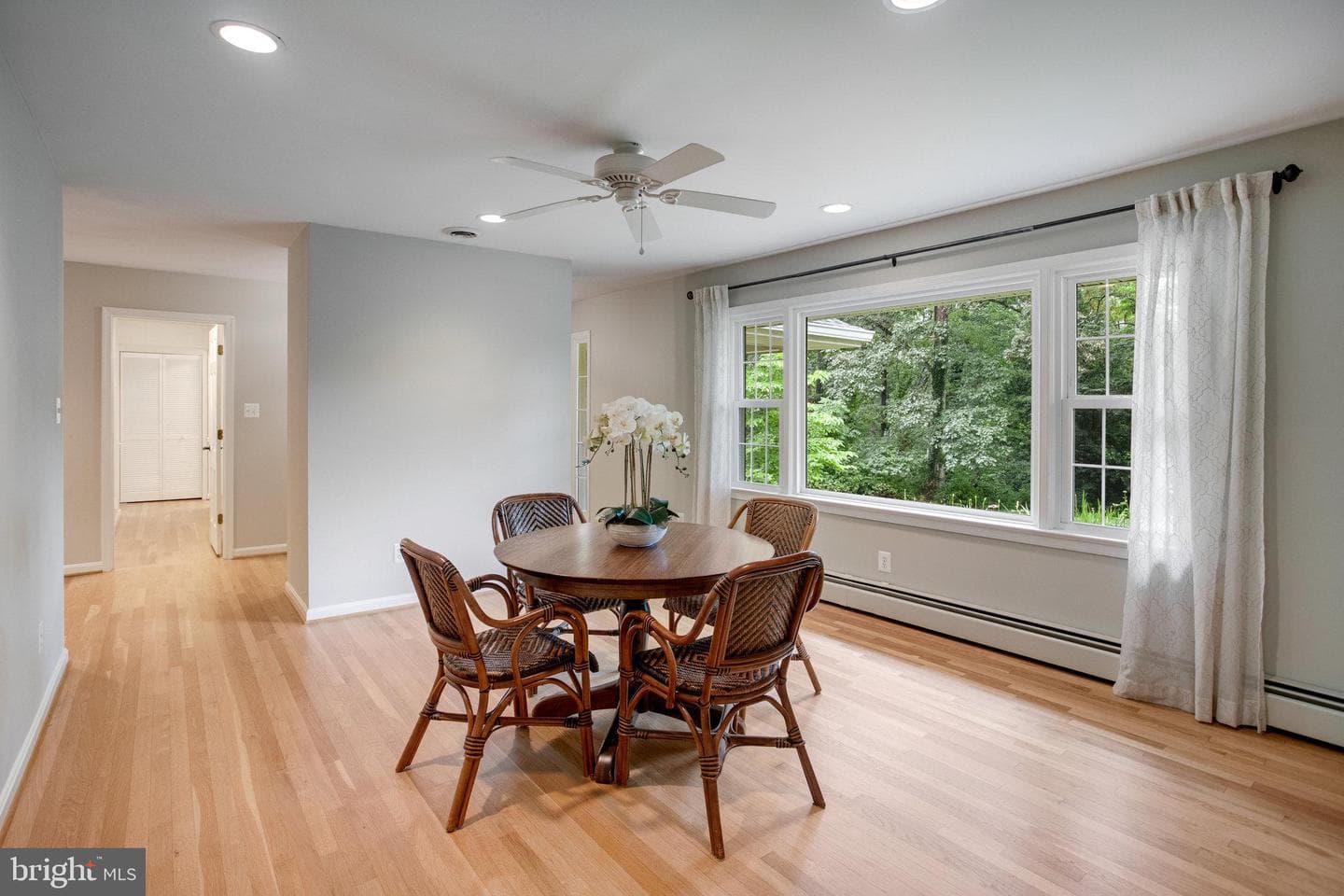 10704 Montgomery Drive photo 11