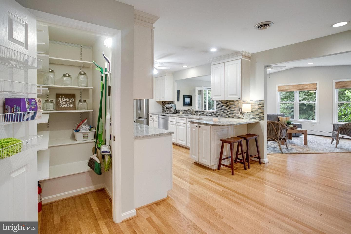 10704 Montgomery Drive photo 13