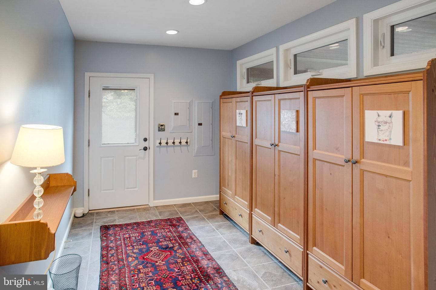 10704 Montgomery Drive photo 16