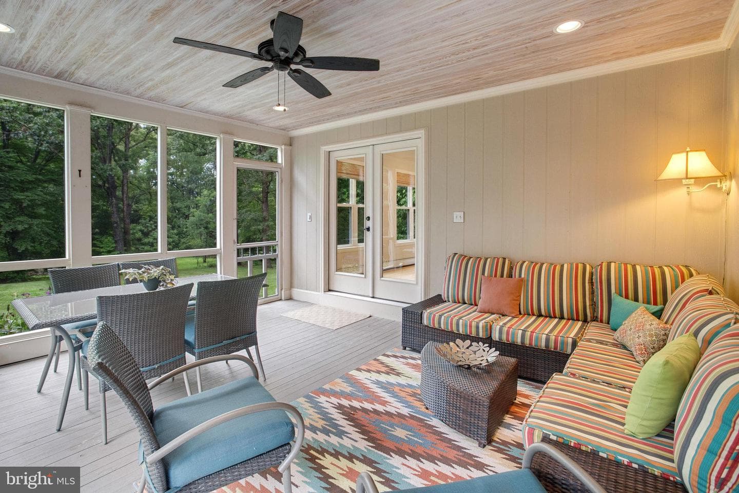 10704 Montgomery Drive photo 23