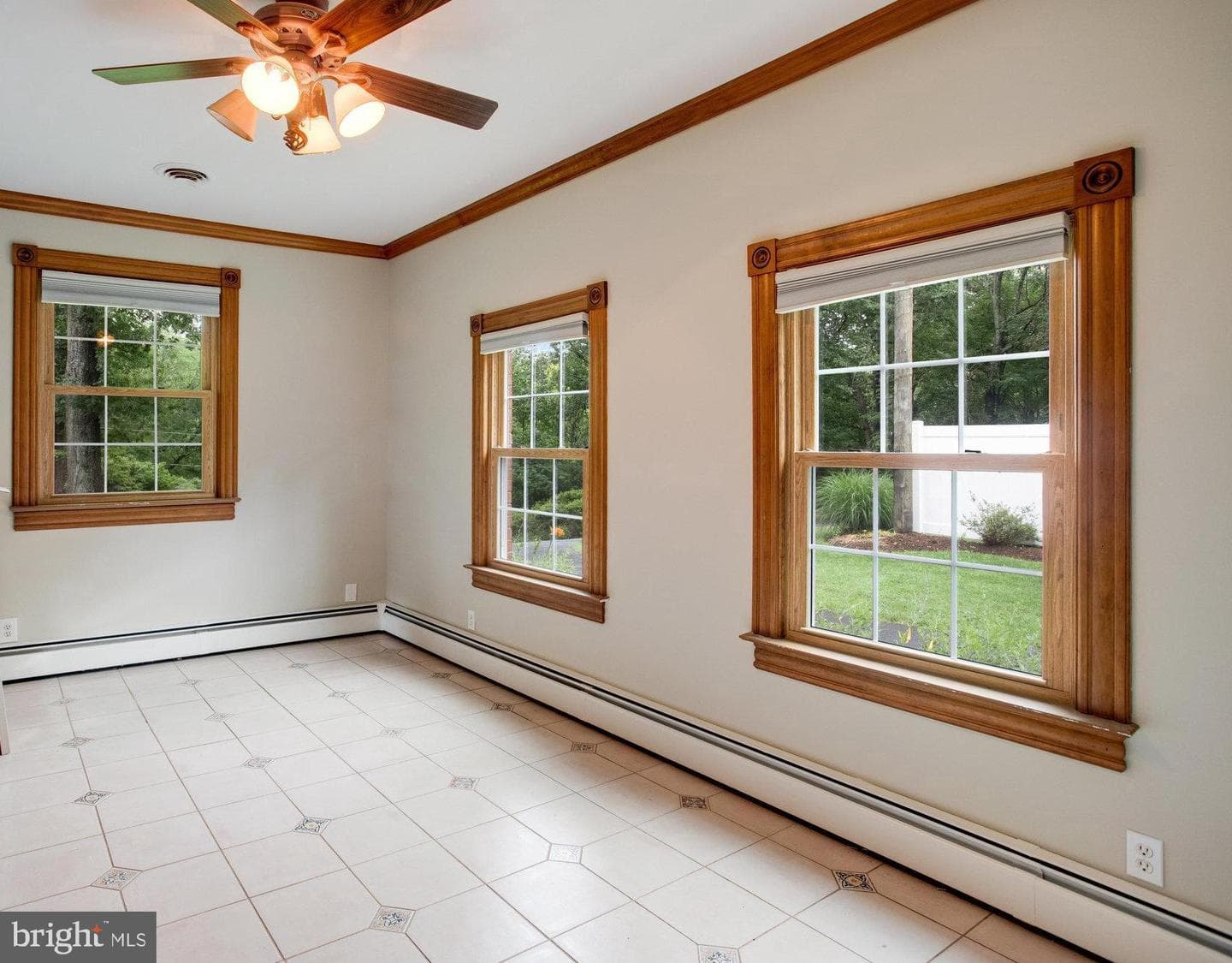 10704 Montgomery Drive photo 24