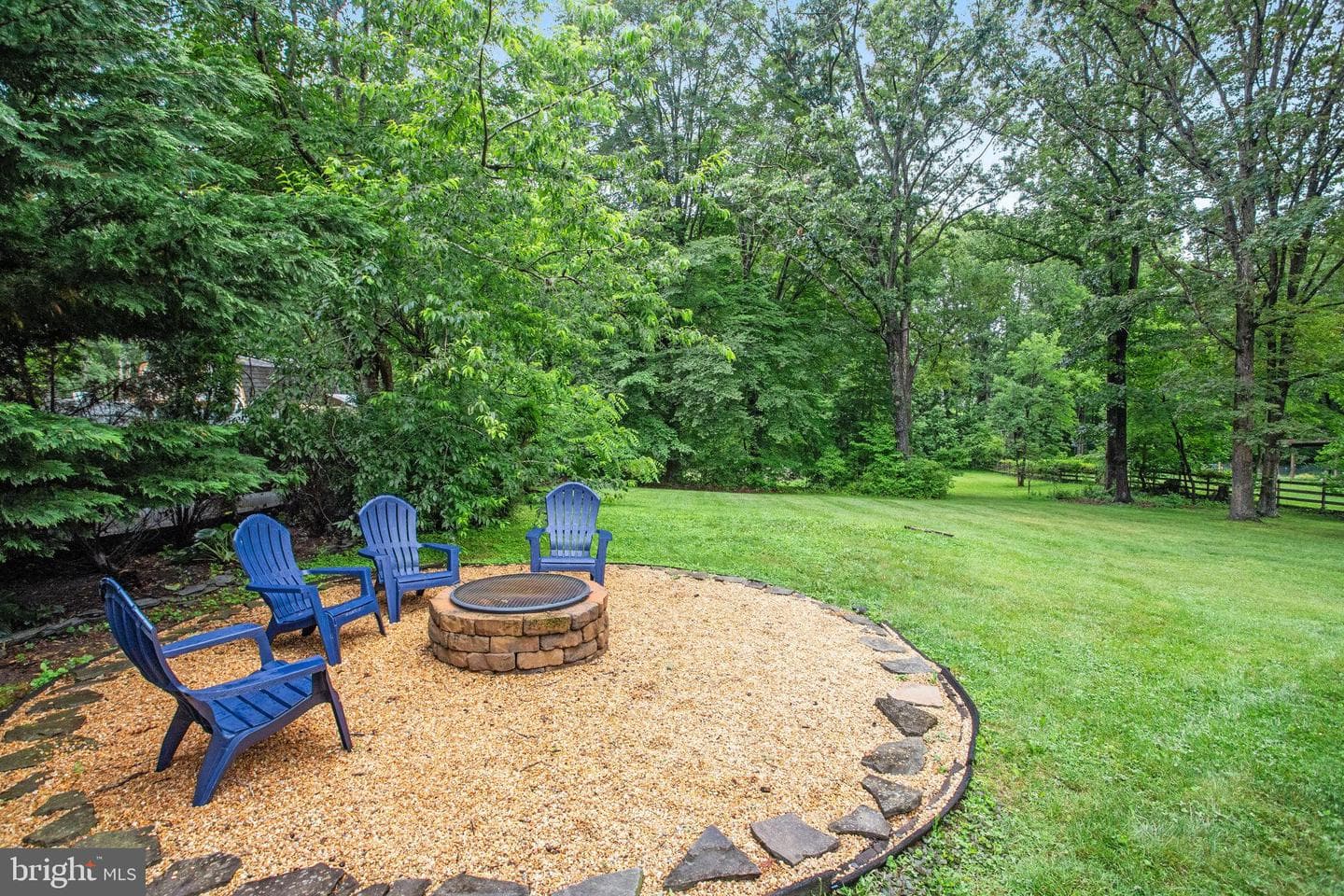 10704 Montgomery Drive photo 46