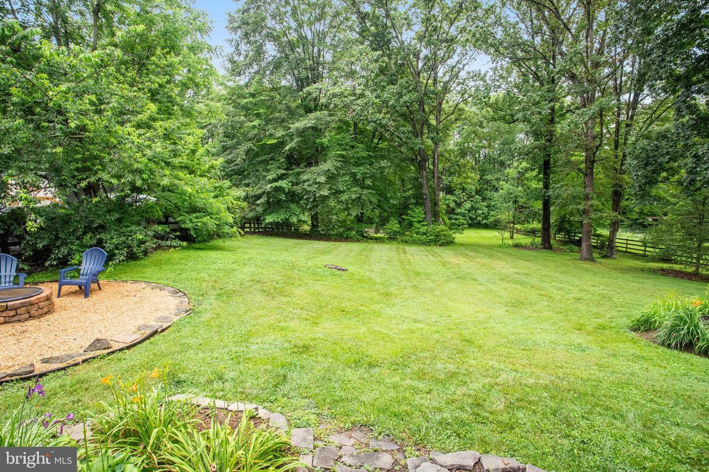 10704 Montgomery Drive photo 47