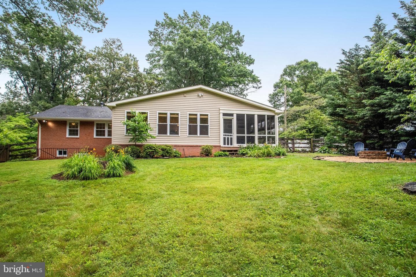 10704 Montgomery Drive photo 49
