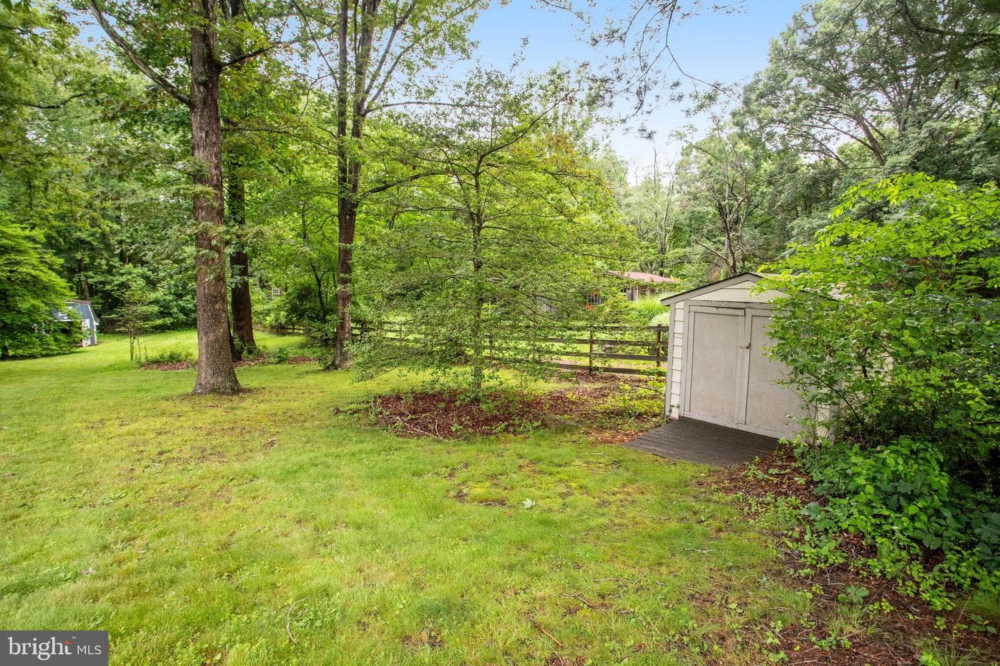 10704 Montgomery Drive photo 51