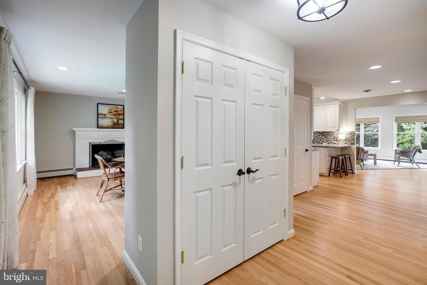 10704 Montgomery Drive photo 8