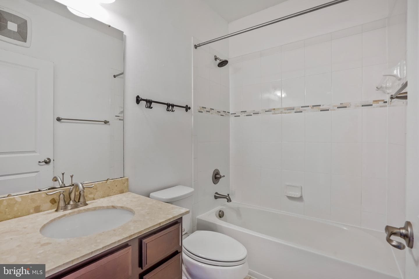 7493 Brunson Circle photo 10