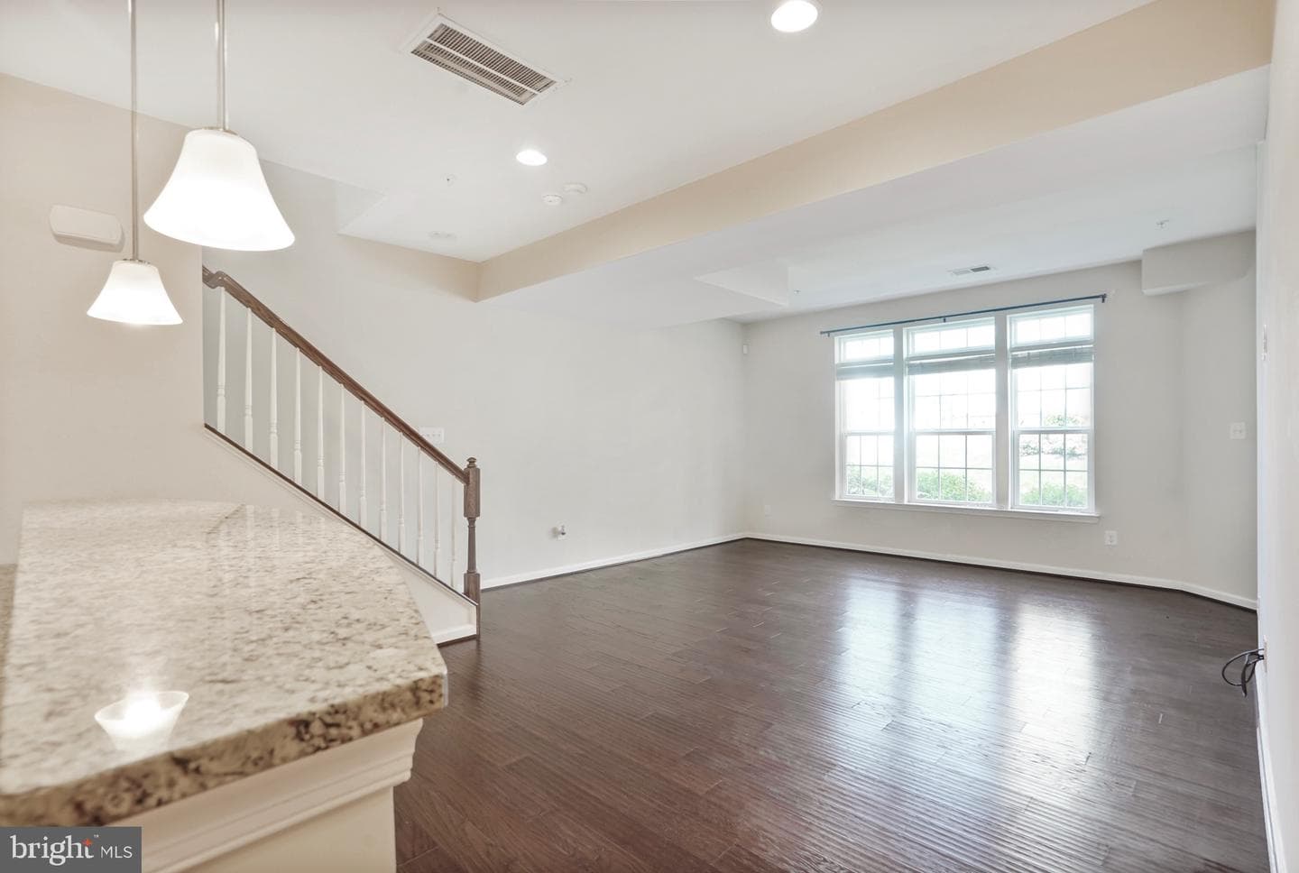 7493 Brunson Circle photo 3
