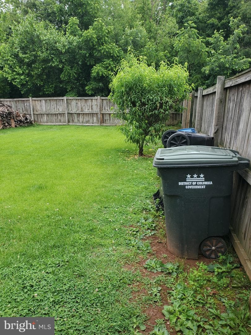 7584 Quail Run Lane photo 9