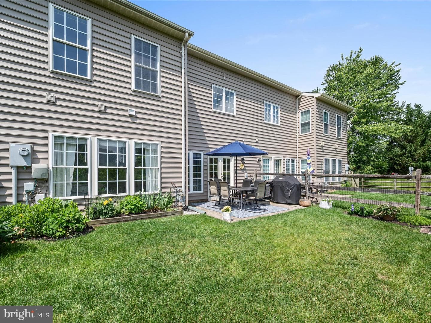8027 Montour Heights Drive photo 36
