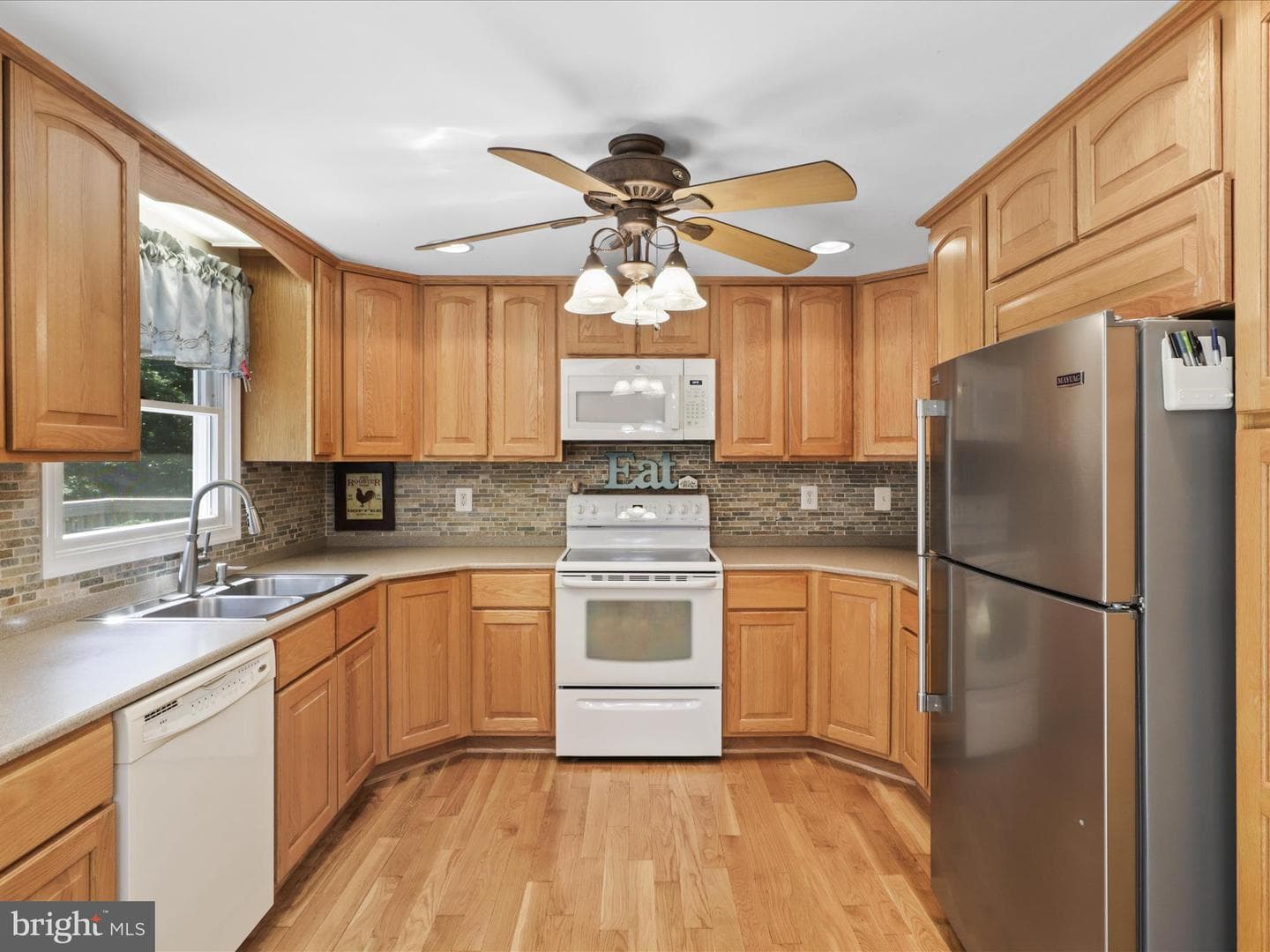 14568 Leary Street photo 12