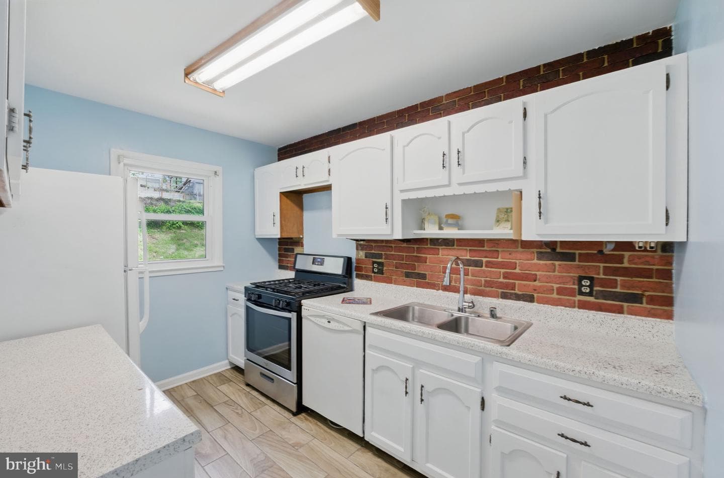 13626 Kingsman Road photo 10