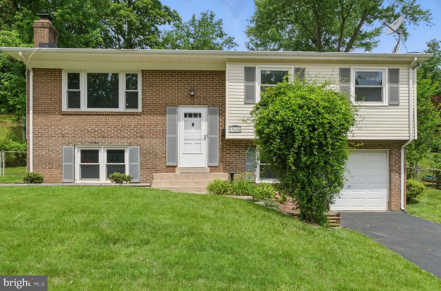 13626 Kingsman Road photo 3