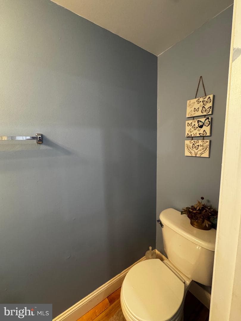 6813 Avalon Isle Way photo 8