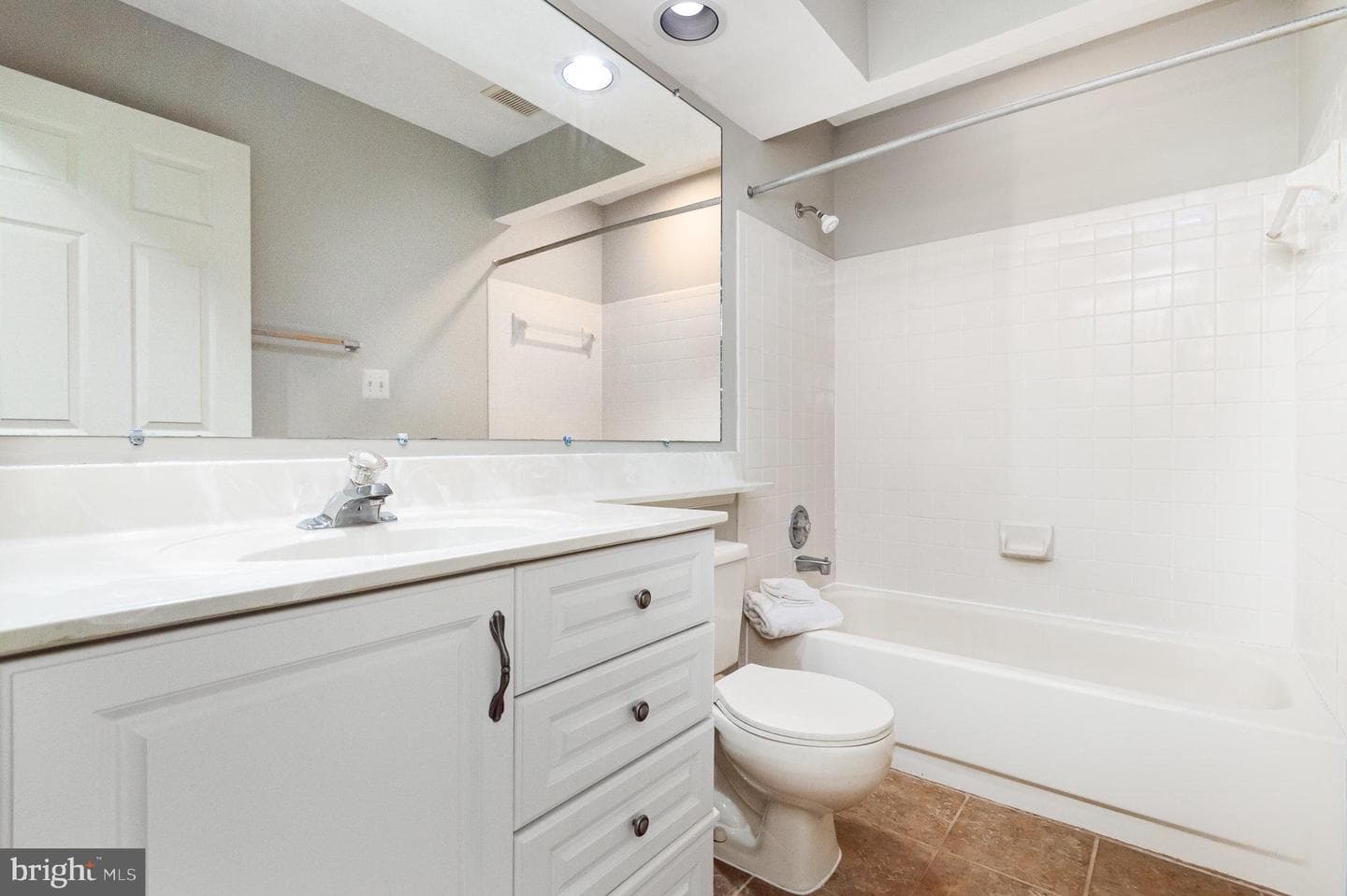 14591 Estate Drive photo 21