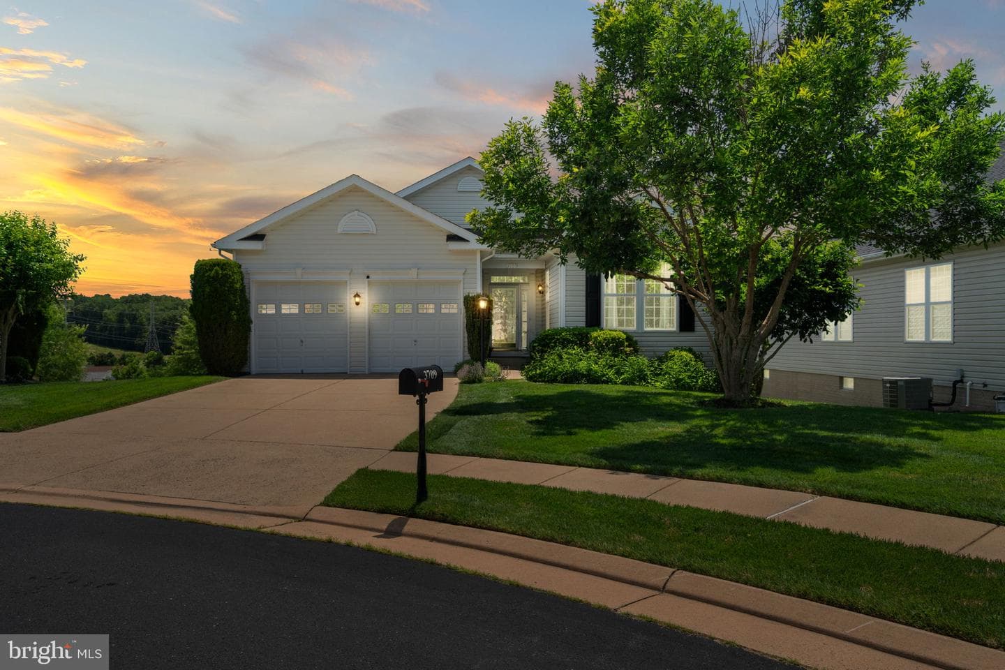 3709 Apple Cider Court photo 2