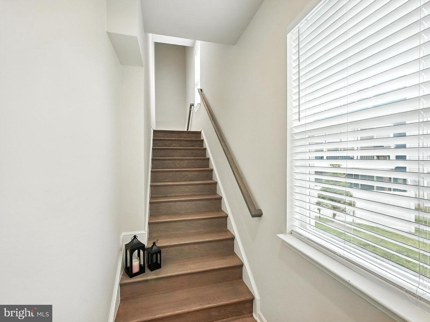 18286 Summit Pointe Drive photo 5
