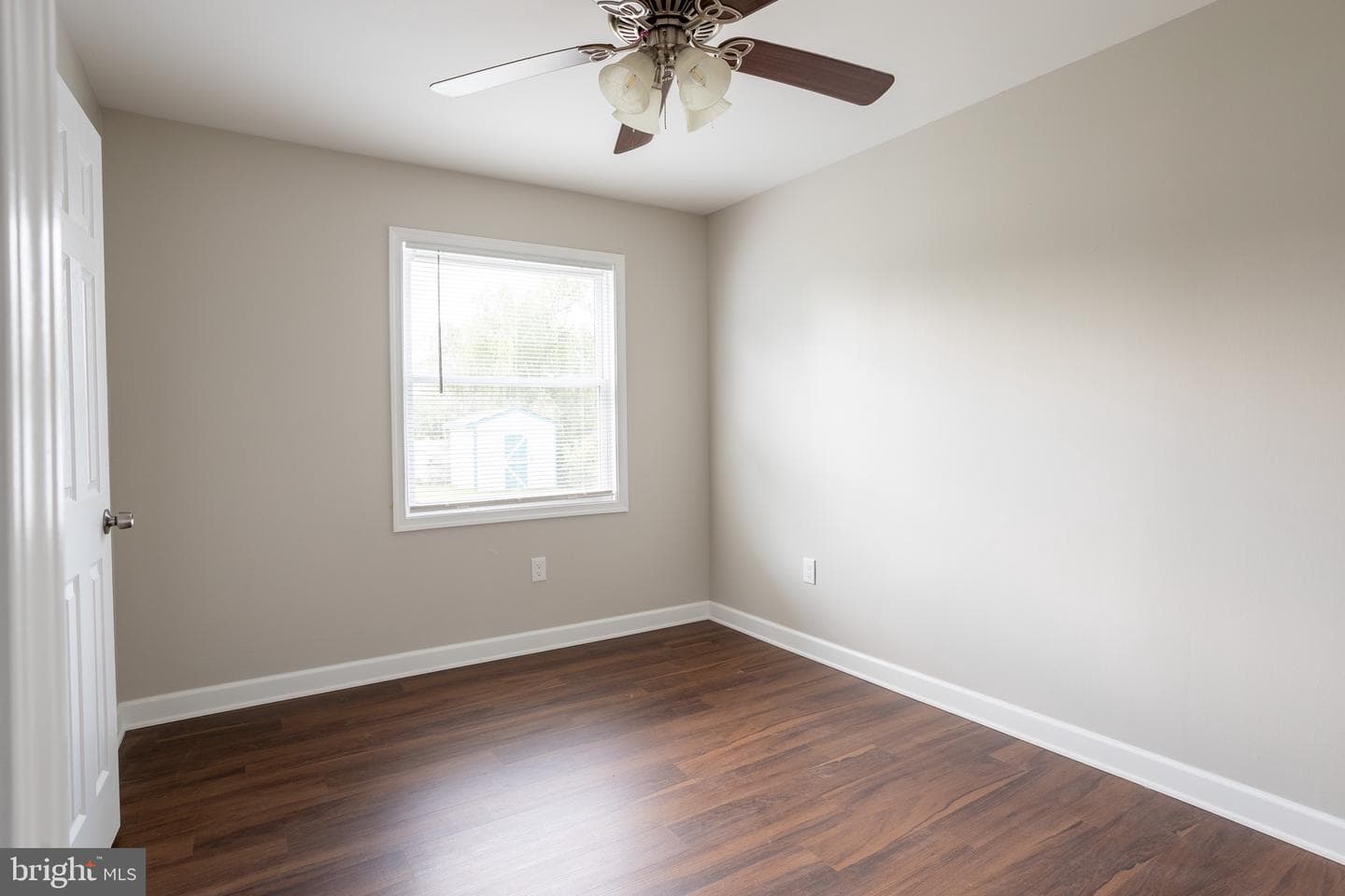 7526 Albemarle Drive photo 9