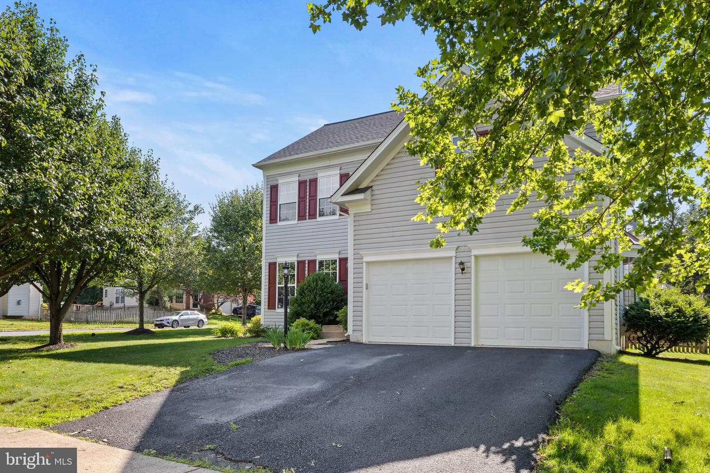 10024 Darnaway Court photo 2