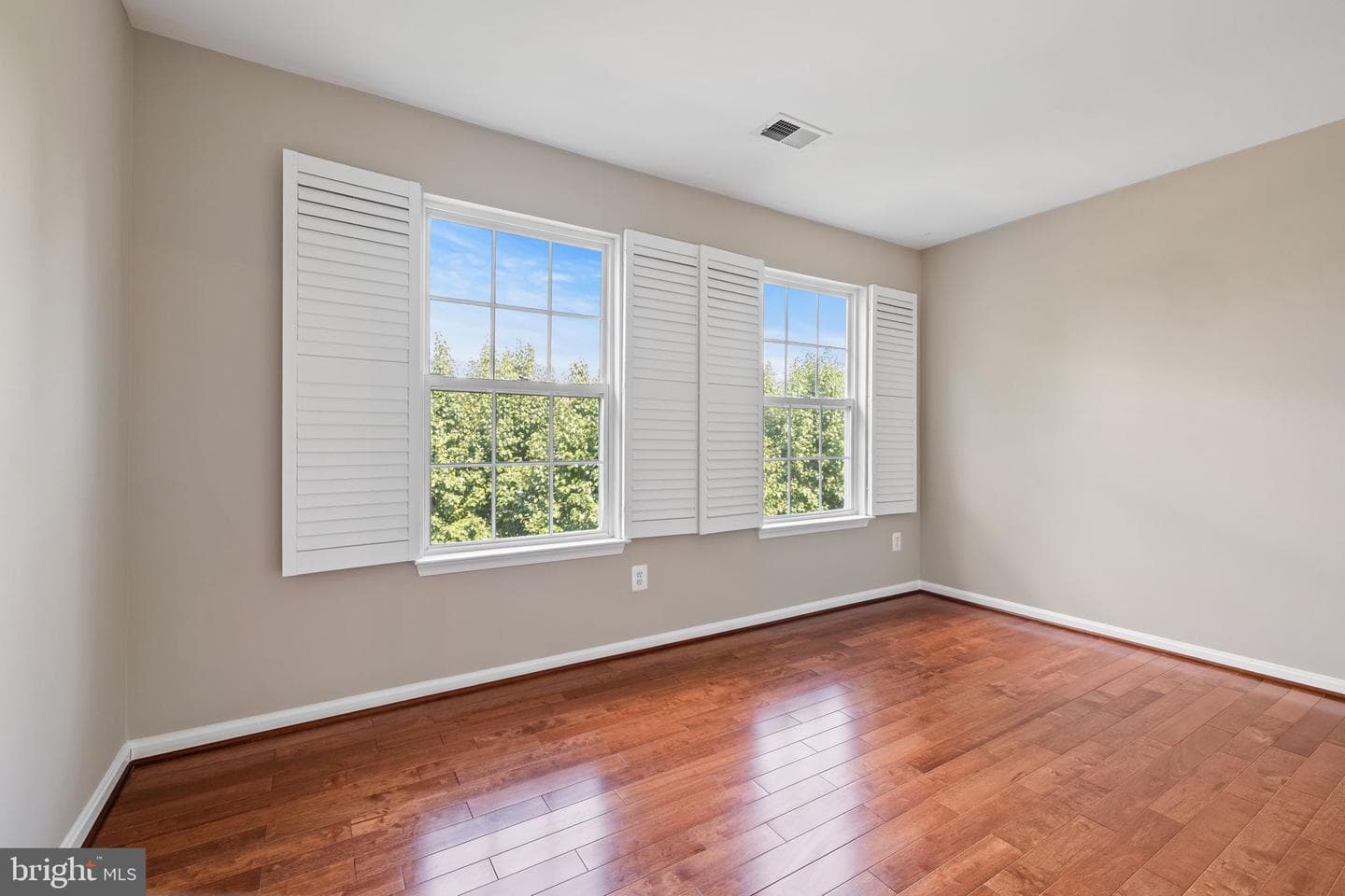 10024 Darnaway Court photo 22