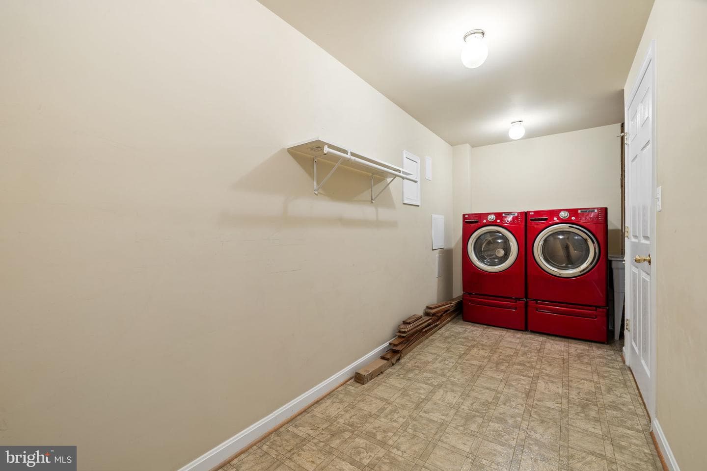 10024 Darnaway Court photo 37