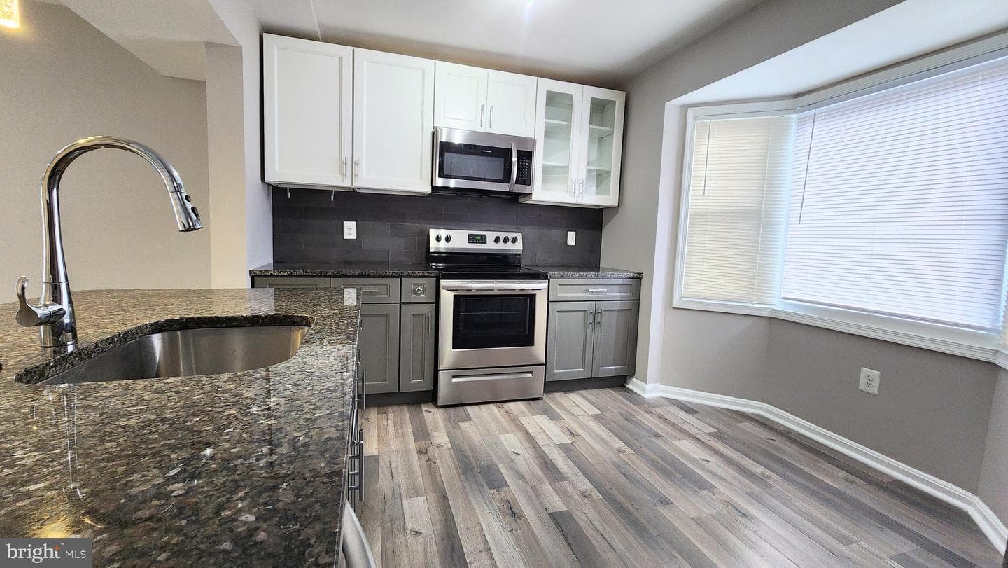 7817 W Point Court photo 9