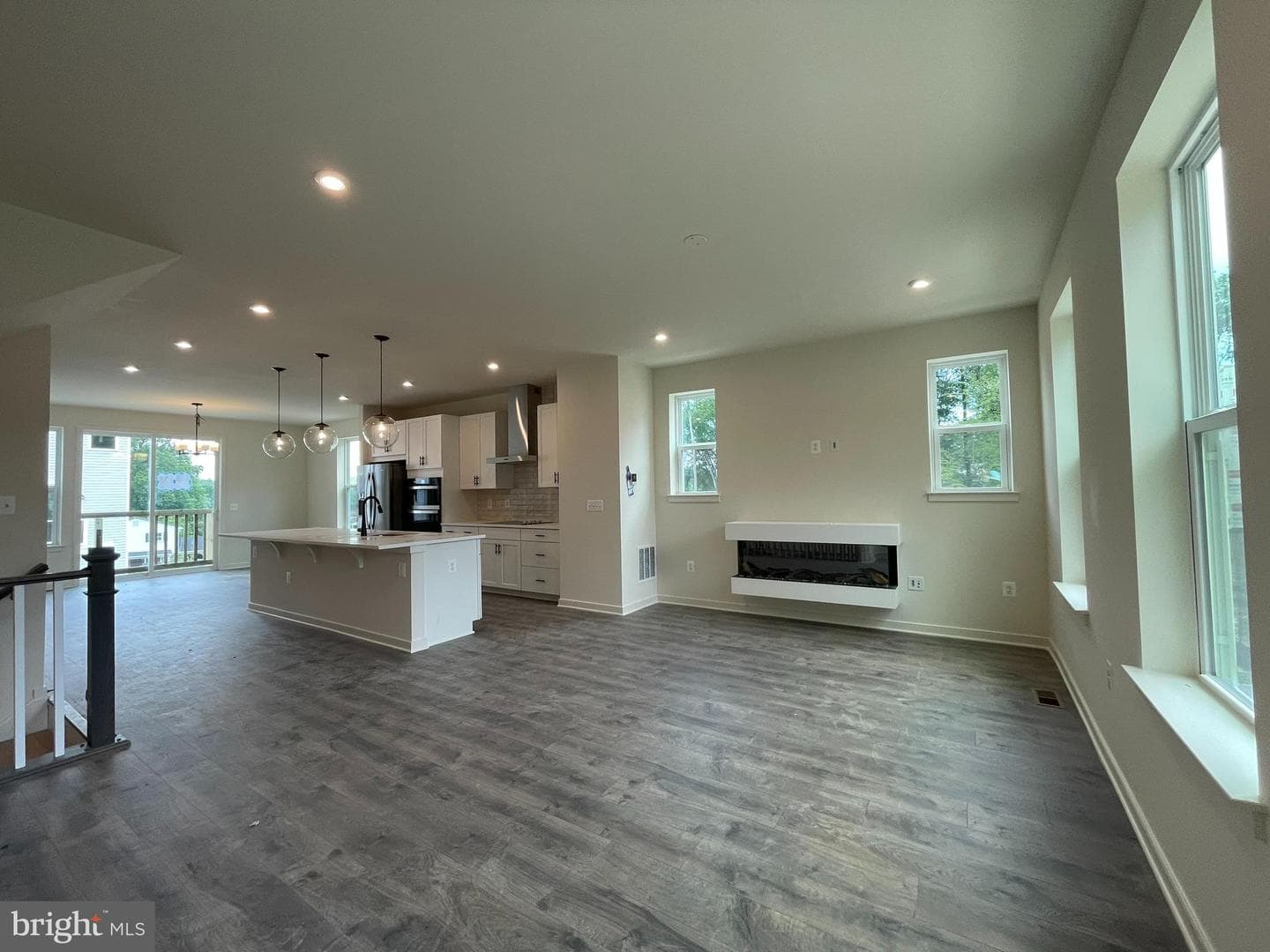 17918 Alicia Avenue photo 4