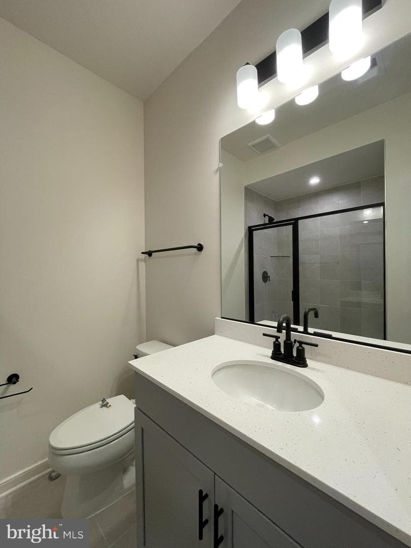 17918 Alicia Avenue photo 9
