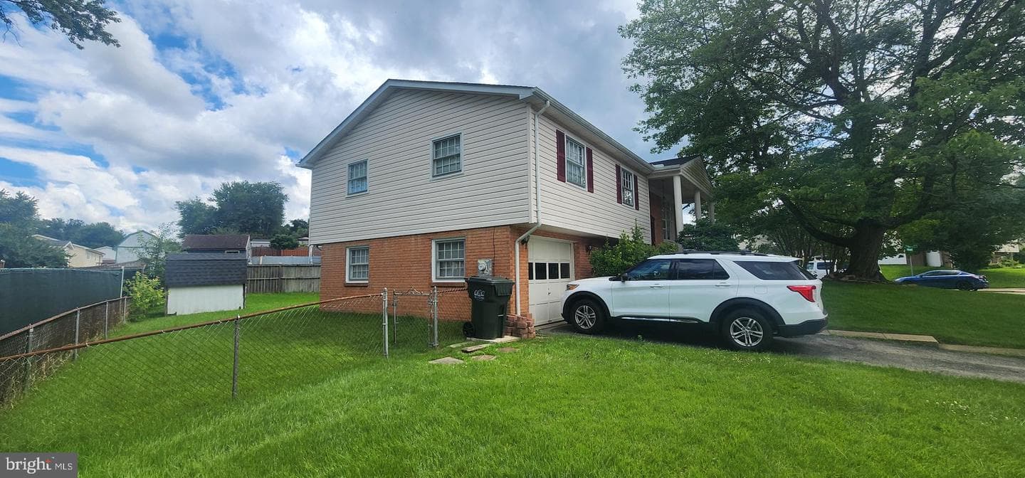 4811 Kirkdale Drive photo 10