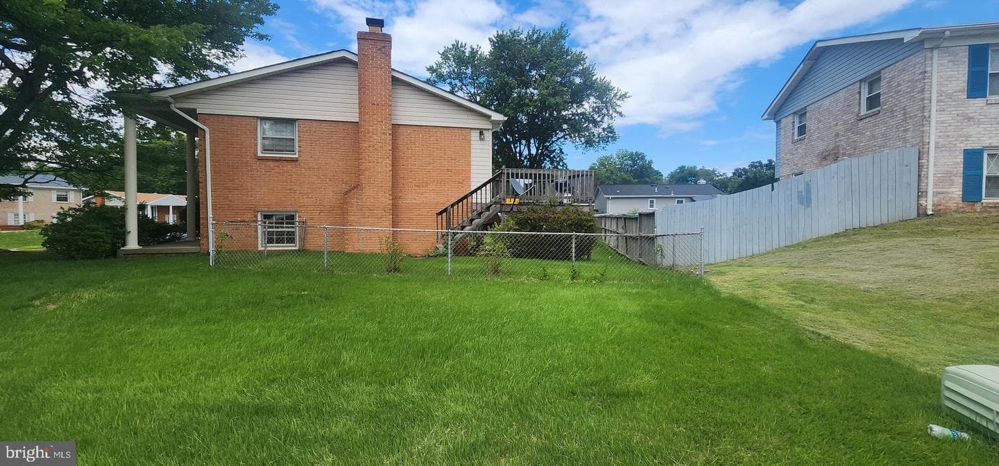 4811 Kirkdale Drive photo 3