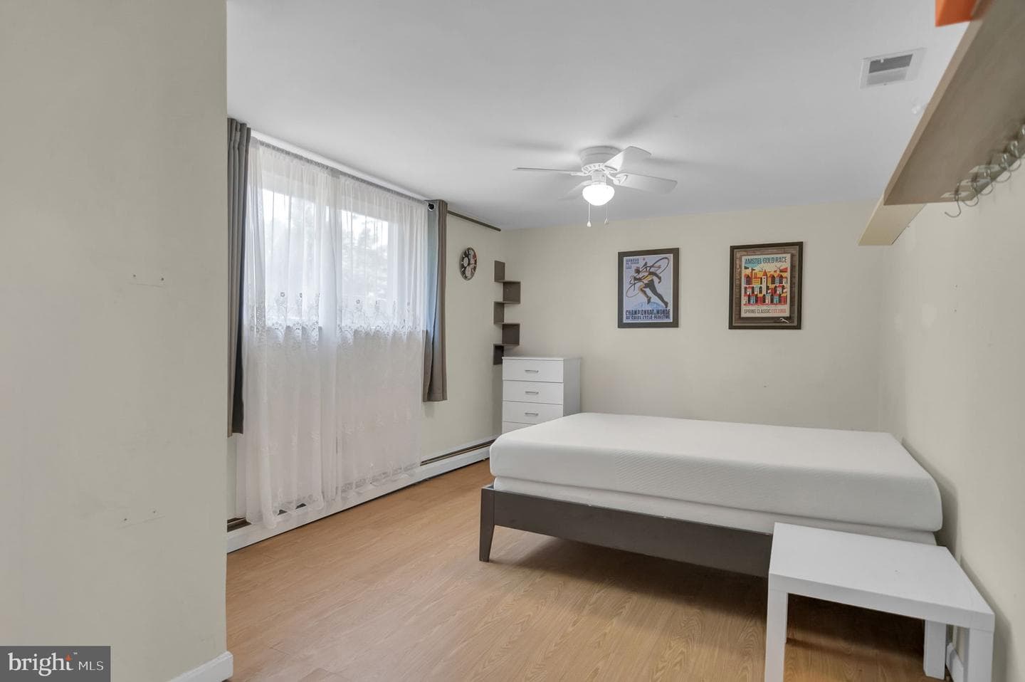 1301 Columbia Road photo 20