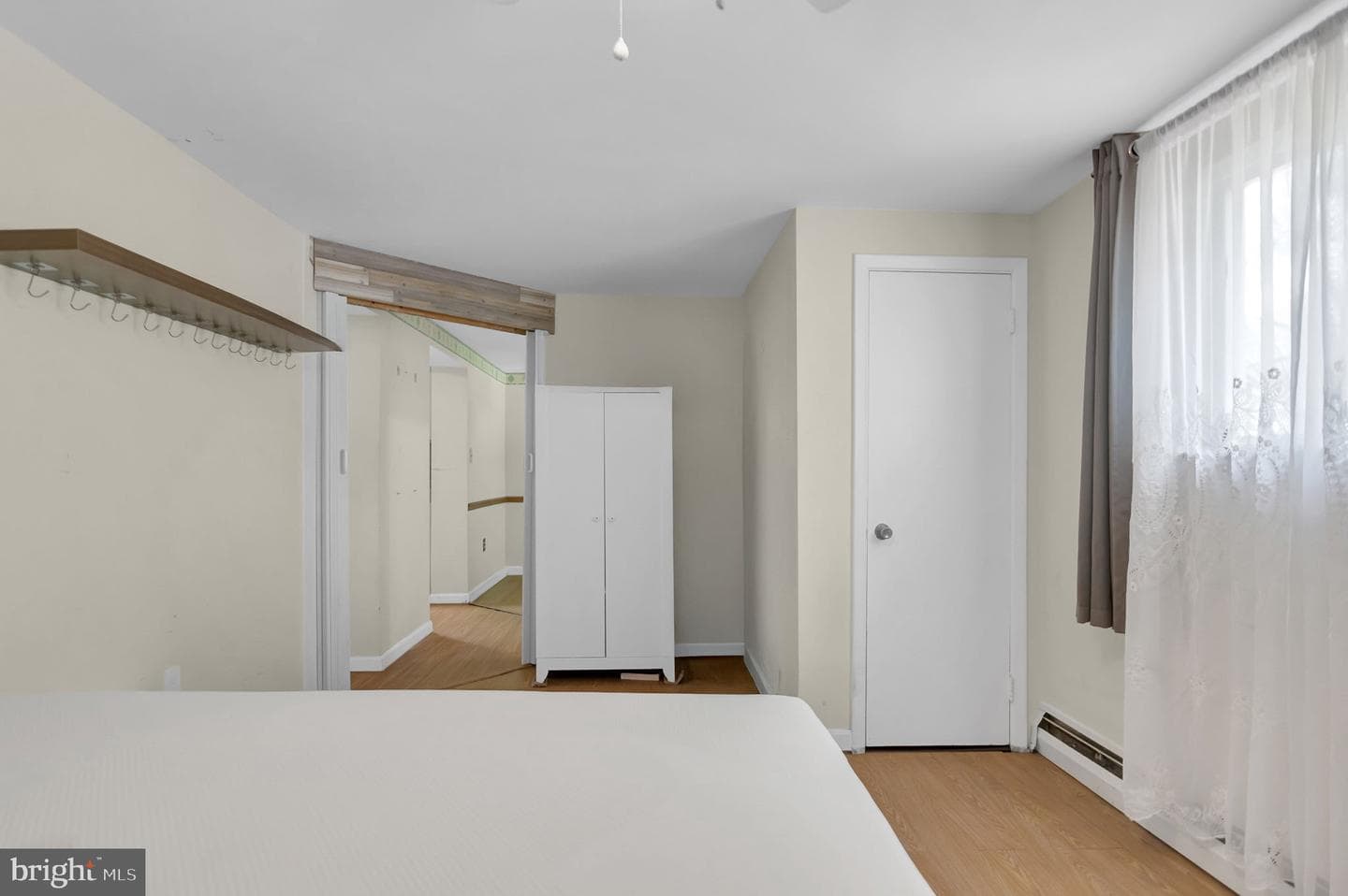 1301 Columbia Road photo 21