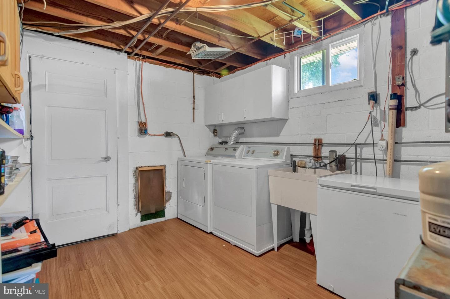 1301 Columbia Road photo 24