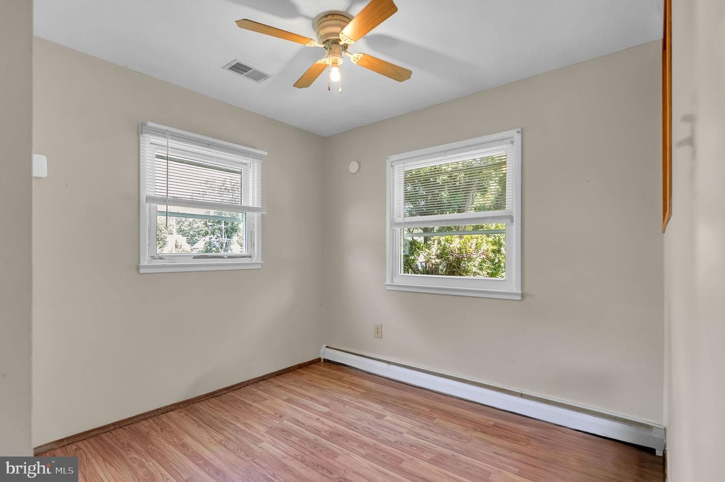 1301 Columbia Road photo 8