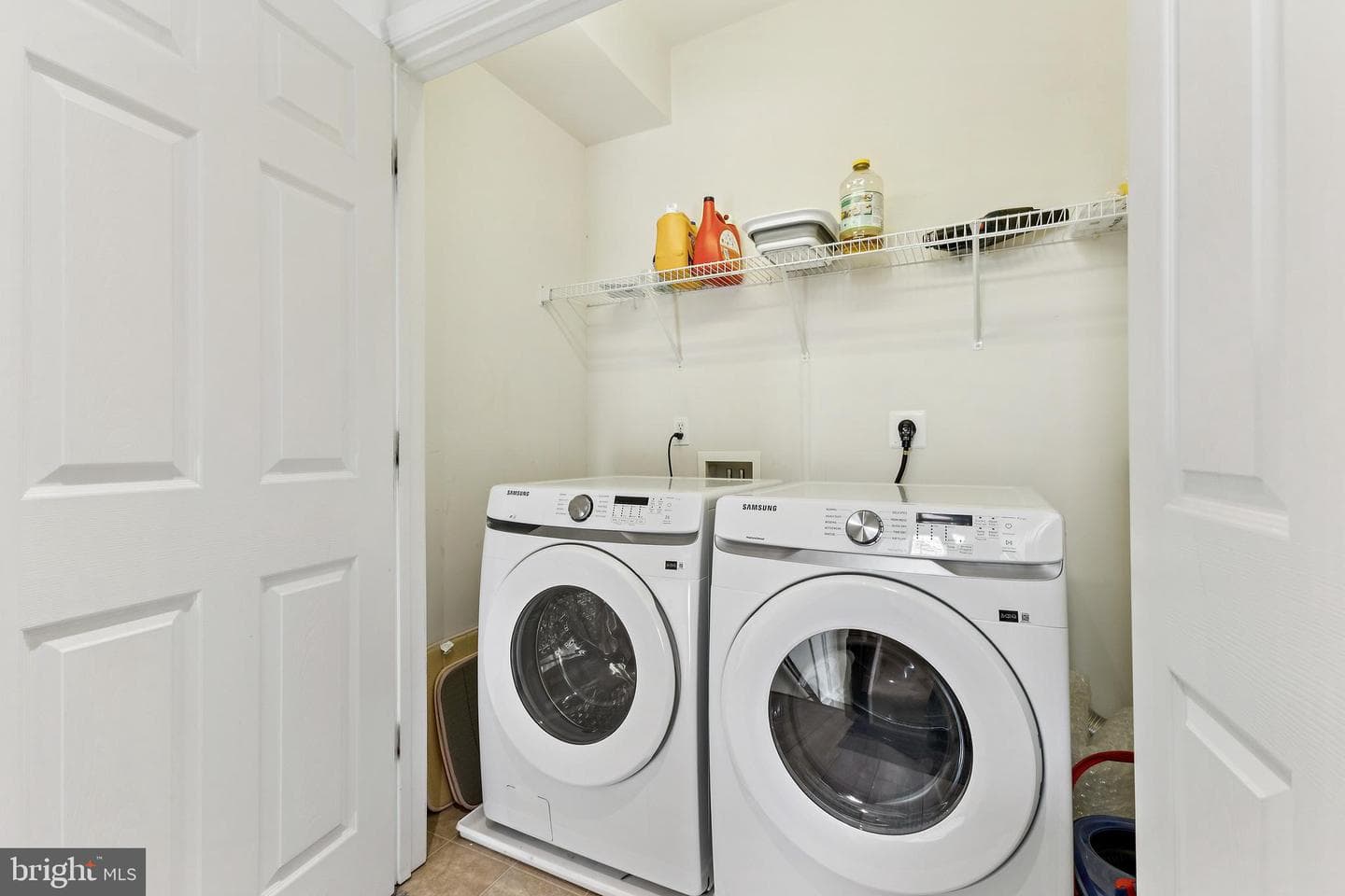 6831 Hampton Bay Lane photo 11