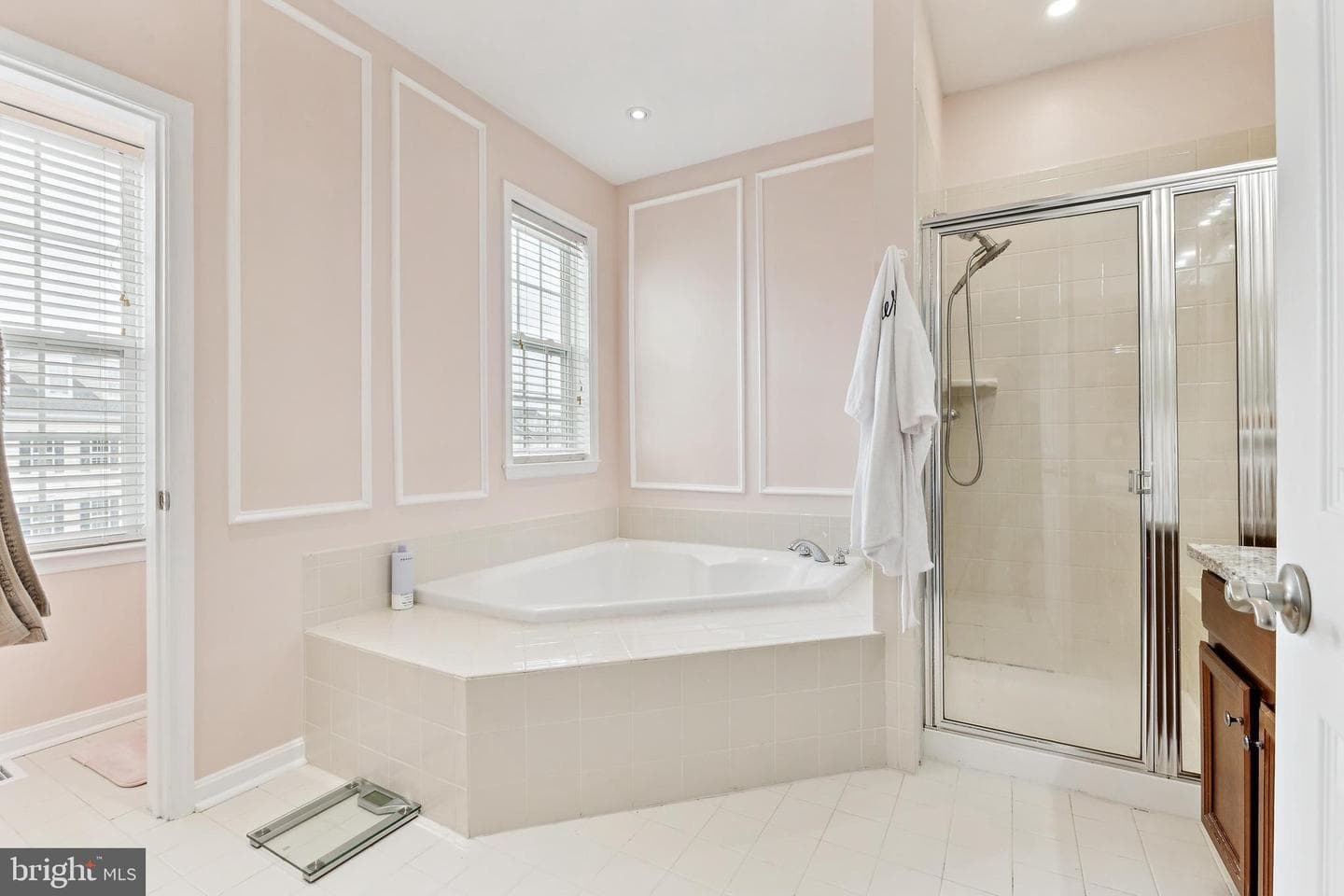 6831 Hampton Bay Lane photo 14