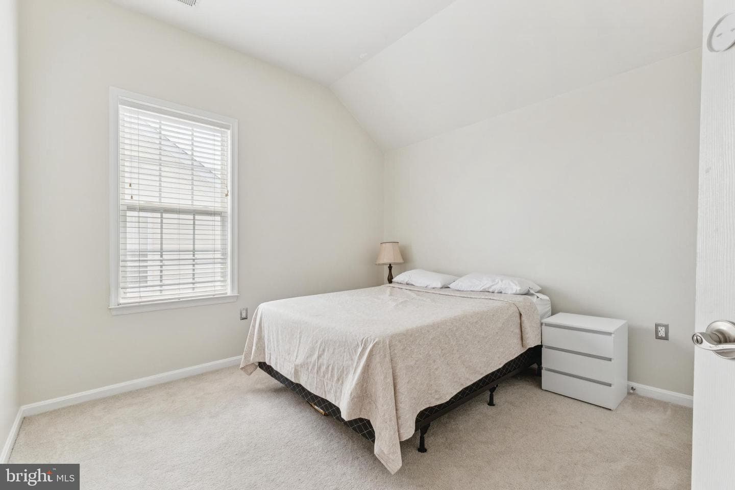 6831 Hampton Bay Lane photo 16