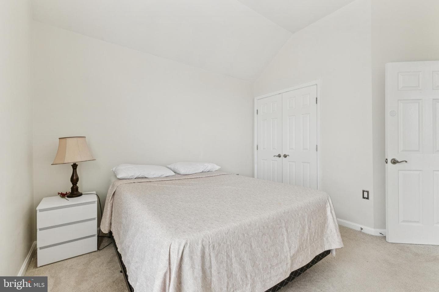 6831 Hampton Bay Lane photo 17