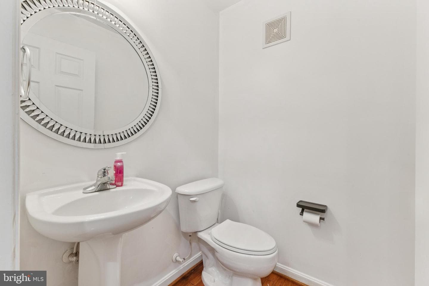 6831 Hampton Bay Lane photo 23