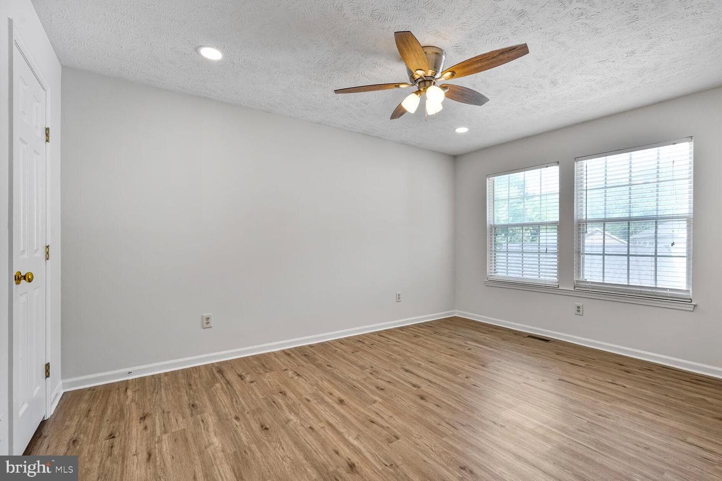 14789 Edison Court photo 25