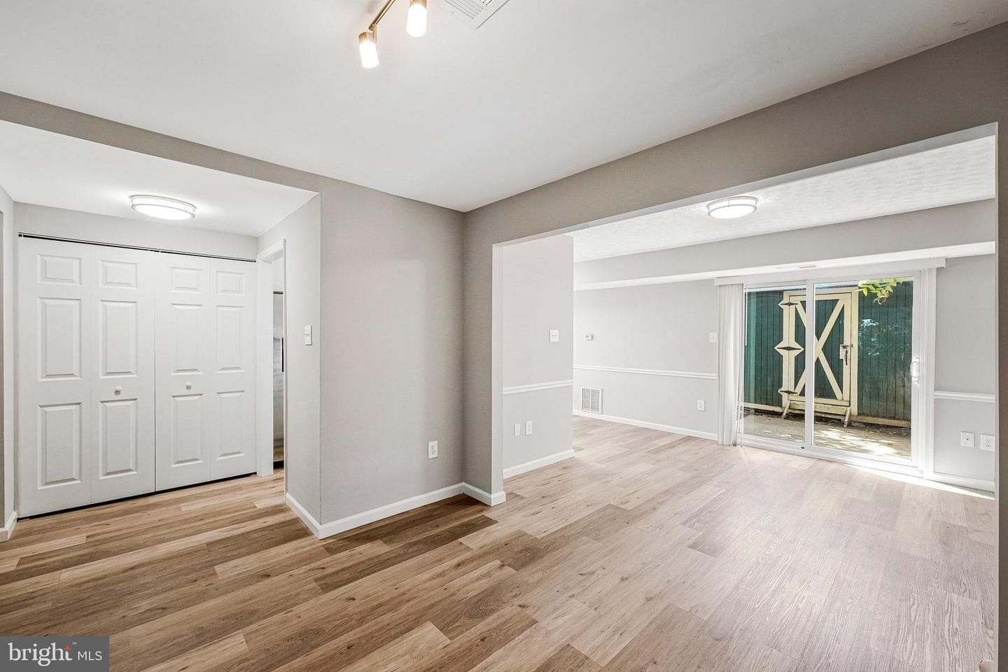 10801 Daisy Court photo 15